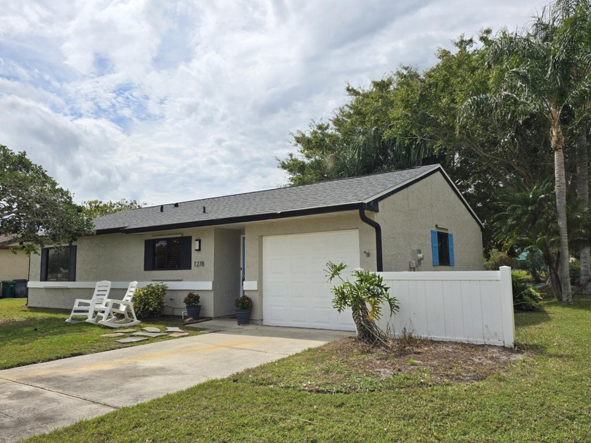 This Lakefront Home is Located in the very popular Springs of - Beach Home for sale in Melbourne, Florida on Beachhouse.com