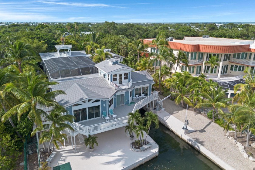 Whether you desire a multi-generational retreat or a - Beach Home for sale in Summerland Key, Florida on Beachhouse.com