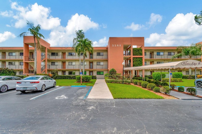 Cross off every item on your wishlist in this stunning lakefront - Beach Condo for sale in Delray Beach, Florida on Beachhouse.com