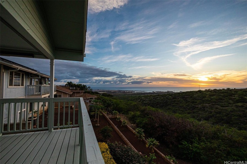 Embrace the allure of island life in Makakilo with this - Beach Home for sale in Kapolei, Hawaii on Beachhouse.com