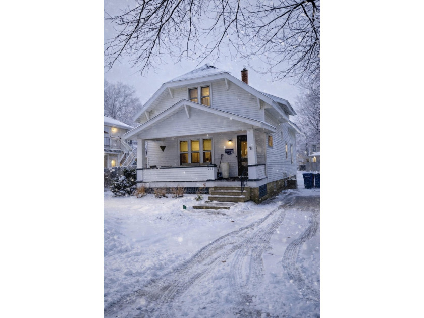 Experience the best of Grand Haven living at 213 Clinton Ave - Beach Home for sale in Grand Haven, Michigan on Beachhouse.com