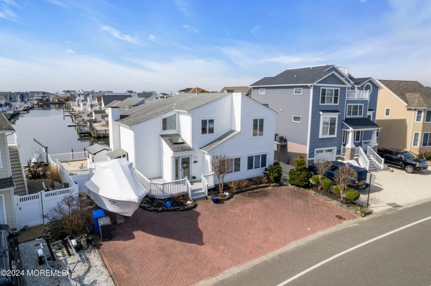 Views! Views! Views! Own a piece of paradise in this exquisite - Beach Home for sale in Manahawkin, New Jersey on Beachhouse.com
