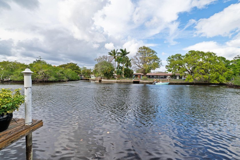 This tranquil waterfront oasis is for the those that desire a - Beach Home for sale in Wilton Manors, Florida on Beachhouse.com