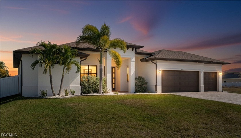 Welcome to 427 NW 37th Ave, a beautifully crafted residence - Beach Home for sale in Cape Coral, Florida on Beachhouse.com