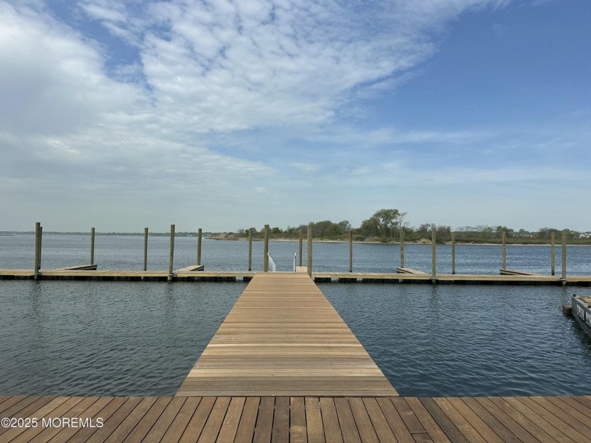 Welcome to Chris Landing, a beautifully designed townhouse - Beach Condo for sale in Sea Bright, New Jersey on Beachhouse.com