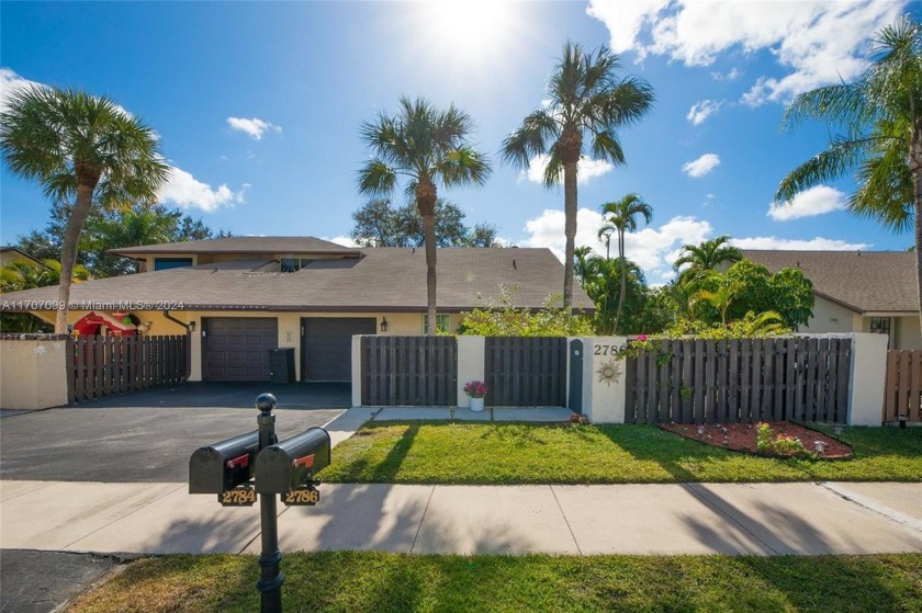 Find paradise in this elegantly updated, bright & airy 2bed - Beach Home for sale in Delray Beach, Florida on Beachhouse.com