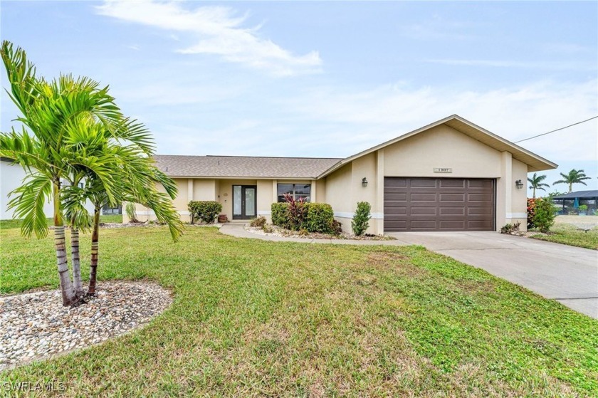 Rare opportunity for NO BRIDGES sailboat access in this price - Beach Home for sale in Cape Coral, Florida on Beachhouse.com