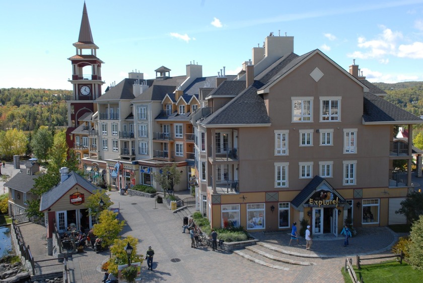 ***La Tour des Voyageurs*** Located in the heart of the resort - Beach Condo for sale in Mont-Tremblant,  on Beachhouse.com