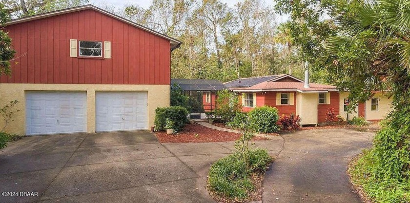 Pool home with detached garage on 2.88 acres with plenty of room - Beach Home for sale in Ormond Beach, Florida on Beachhouse.com