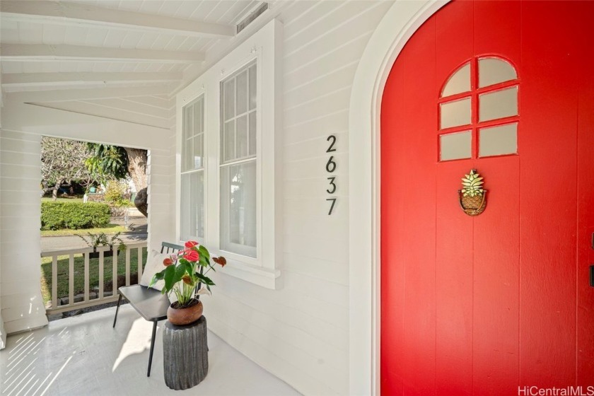 Fall in love with timeless elegance! Originally built in 1938 - Beach Home for sale in Honolulu, Hawaii on Beachhouse.com