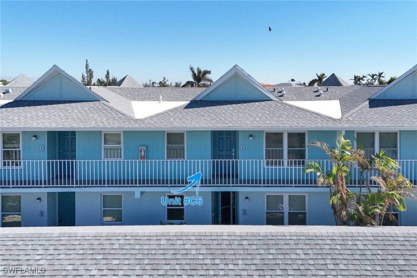 This beautifully updated condo in St. James City offers the - Beach Condo for sale in St. James City, Florida on Beachhouse.com