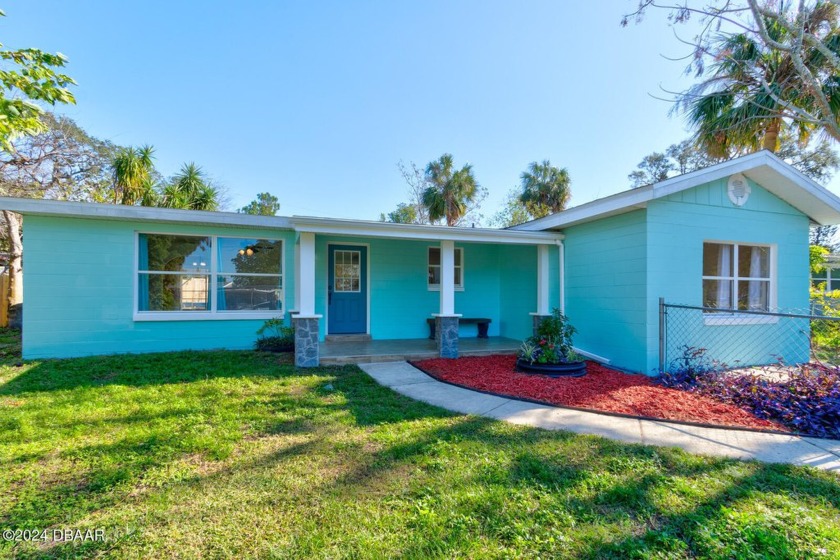 COMPLETELY REMODELED 3 BEDROOM 2 BATHROOM HOME in the heart of - Beach Home for sale in Daytona Beach, Florida on Beachhouse.com