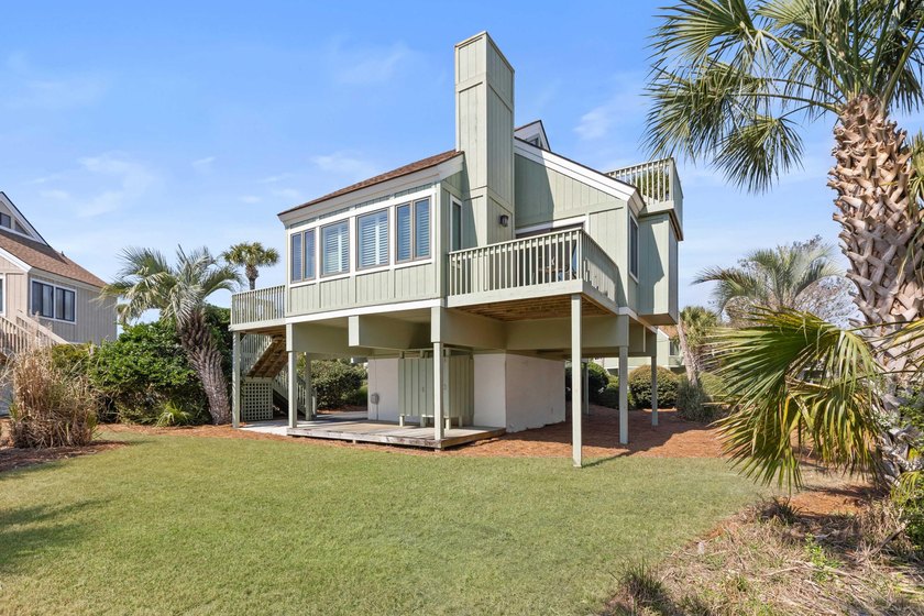 Fully furnished updated villa. Two bedrooms & 2.5 baths. The - Beach Home for sale in Seabrook Island, South Carolina on Beachhouse.com