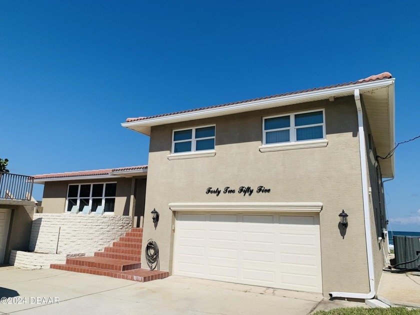 THIS SUBJECT HAS A NEWLY CONSTRUCTED SEAWALL AND BULKHEAD THAT - Beach Home for sale in Port Orange, Florida on Beachhouse.com