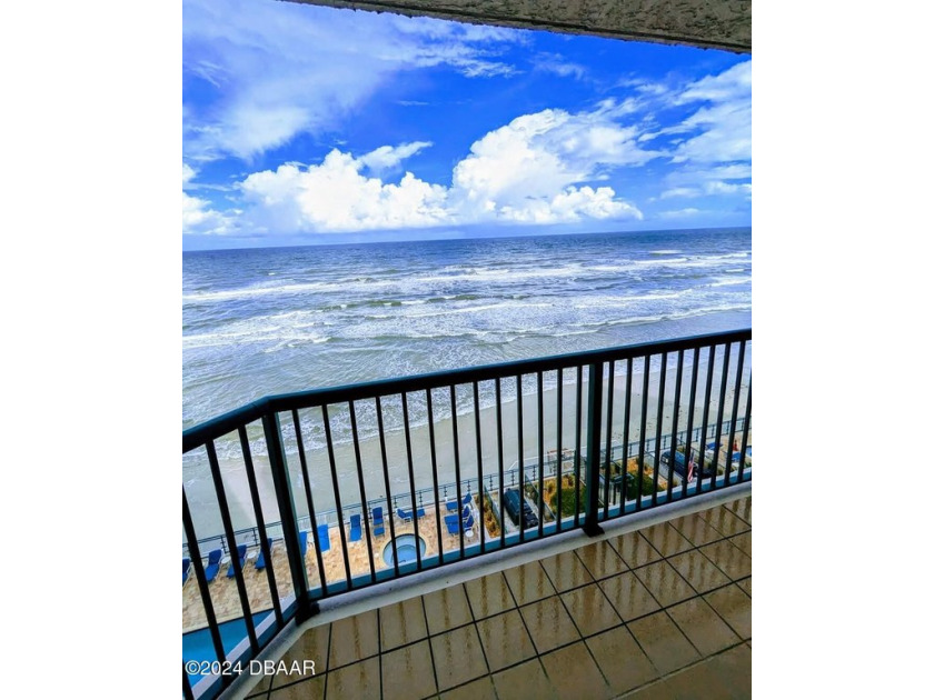 Oceanfront Condo at Dimucci Twin Towers - Daytona Beach Shores

 - Beach Condo for sale in Daytona Beach, Florida on Beachhouse.com