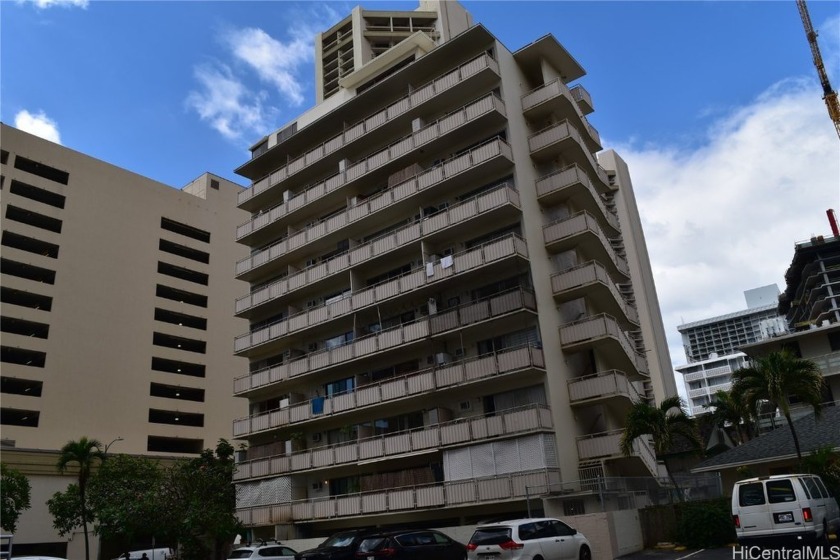 Legal short-term vacation rental allowed.  Sold strictly AS-IS - Beach Condo for sale in Honolulu, Hawaii on Beachhouse.com