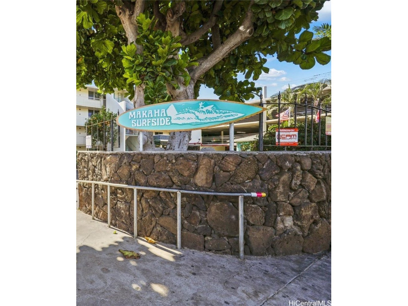 Studio 1 bath condo located in an oceanfront complex. Walking - Beach Condo for sale in Waianae, Hawaii on Beachhouse.com