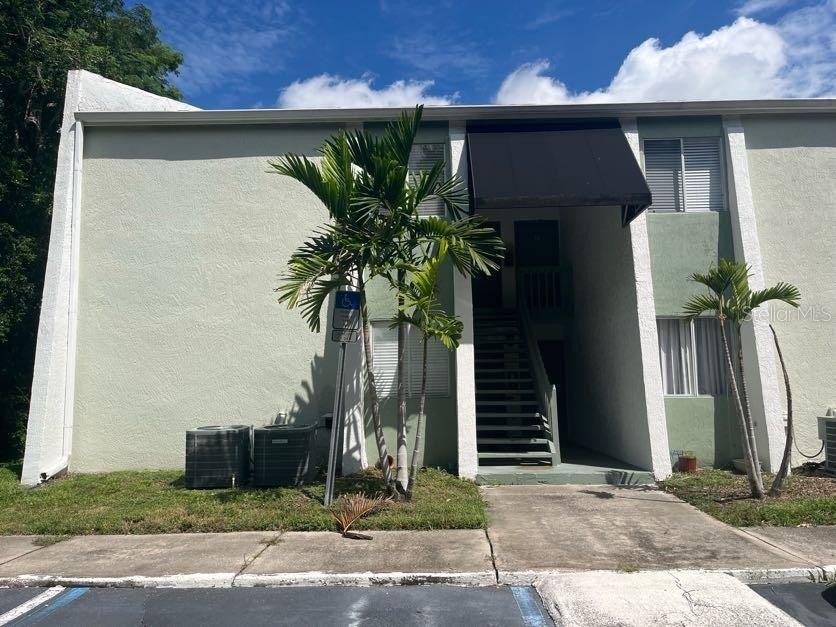 Excellent Investment Opportunity - Remodeled Condo!  LOW - Beach Condo for sale in Largo, Florida on Beachhouse.com