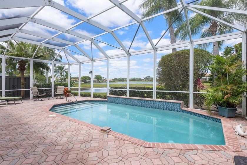 Beautifully updated single story 3/3 pool home with breathtaking - Beach Home for sale in Palm Beach Gardens, Florida on Beachhouse.com