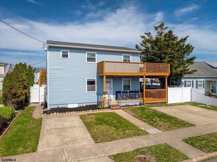 JUST REDUCED!! RENOVATED AND JUST ONE BLOCK TO THE BEACH! - Beach Condo for sale in Brigantine, New Jersey on Beachhouse.com