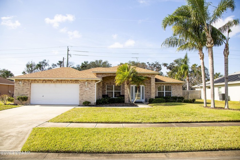 Recently Reduced!! Welcome to your dream home! This stunning - Beach Home for sale in South Daytona, Florida on Beachhouse.com