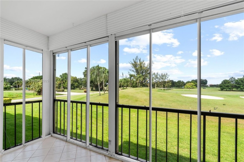 LUXURIOUS ISLAND STYLE 2BR/2BA with 17th hole PGA course green & - Beach Condo for sale in Pembroke Pines, Florida on Beachhouse.com