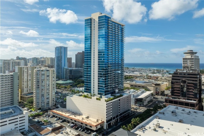 Experience luxury living in this highly sought-after 3-bedroom - Beach Condo for sale in Honolulu, Hawaii on Beachhouse.com