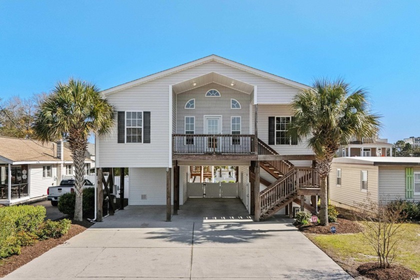 Well-maintained 3 bedroom, 3.5 bath raised beach home in the - Beach Home for sale in North Myrtle Beach, South Carolina on Beachhouse.com