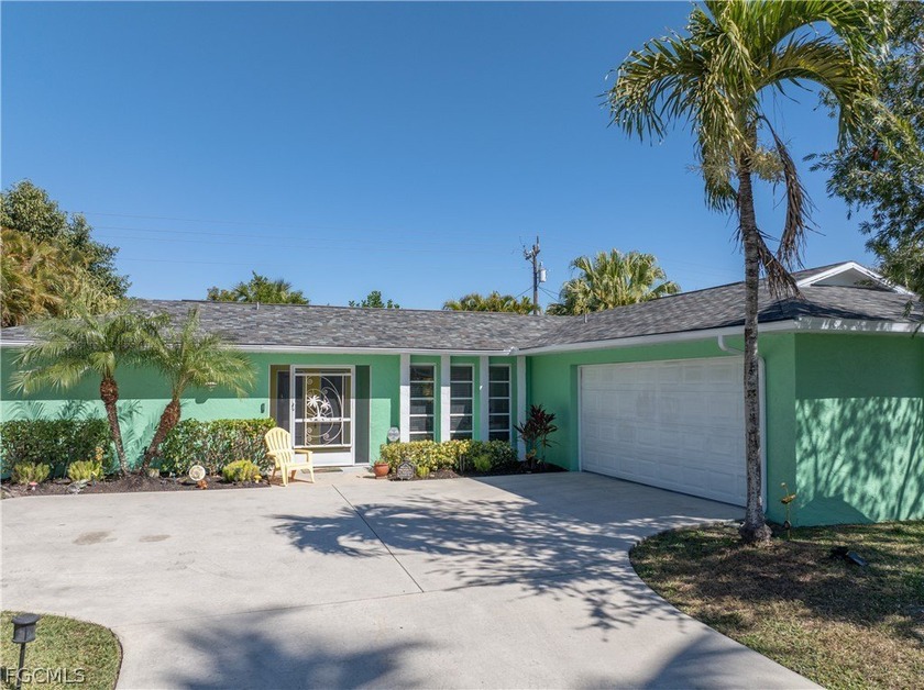 Charming Cape Coral home in a highly sought-after mature SE - Beach Home for sale in Cape Coral, Florida on Beachhouse.com