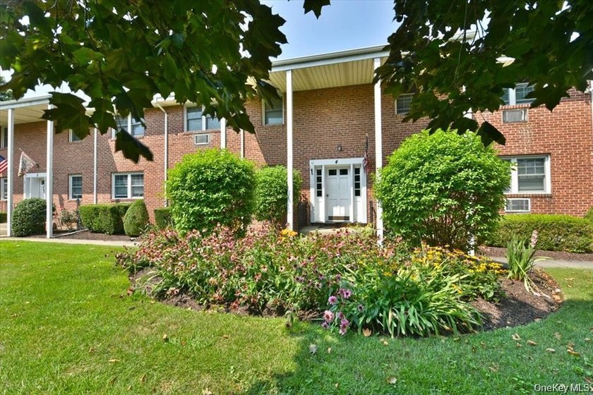Welcome To 295 Merrick Road, Unit 4A ! This Maintenance Free - Beach Home for sale in Amityville, New York on Beachhouse.com