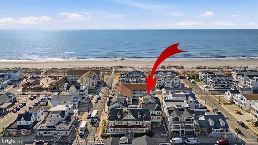 Prime Beach Block townhouse-style condo unit with ocean views - Beach Condo for sale in Sea Isle City, New Jersey on Beachhouse.com