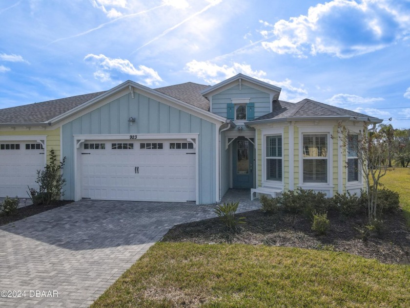 Your Patch of Paradise awaits you in this spacious 3 Bedroom 2 - Beach Home for sale in Daytona Beach, Florida on Beachhouse.com