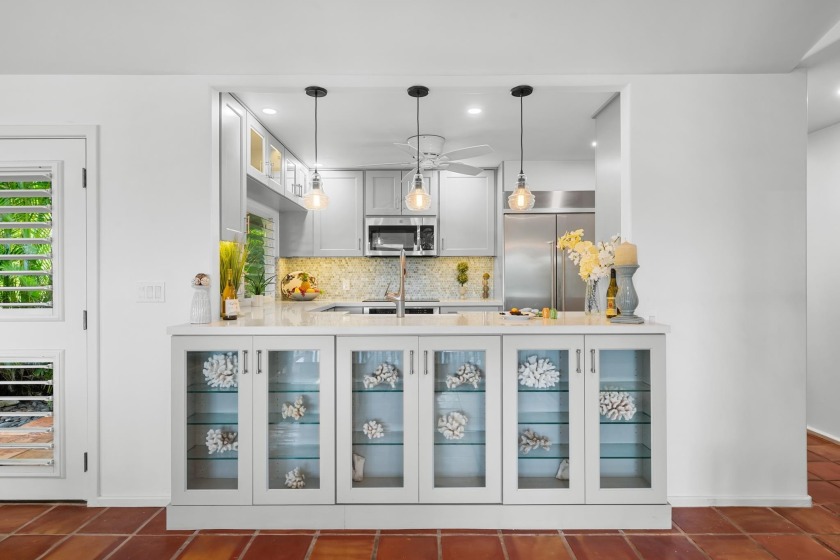 Unit 35 in Alaeloa, Napili, embodies the essence of vintage - Beach Condo for sale in Lahaina, Hawaii on Beachhouse.com