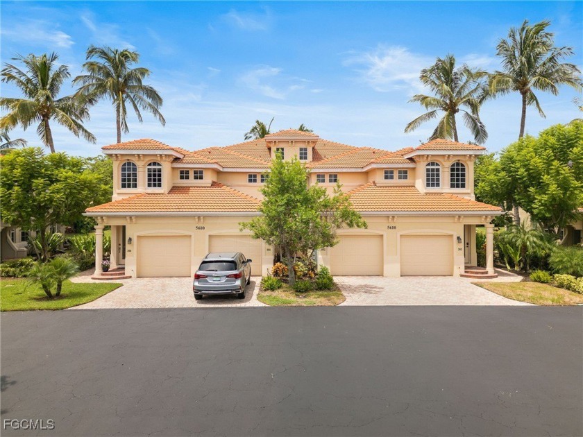 Stunning, fully remodeled 3-bedroom, 2.5-bath coach home in the - Beach Condo for sale in Cape Coral, Florida on Beachhouse.com