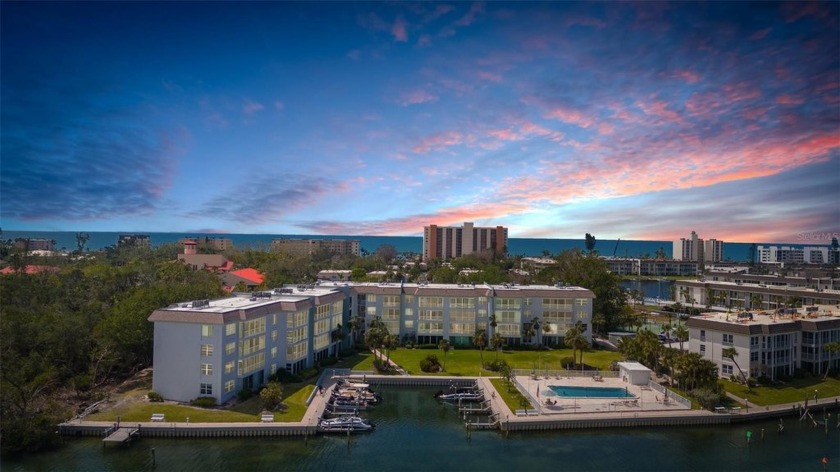Welcome to the stunning Sutton Place Condominiums--COMPLETLEY - Beach Condo for sale in Longboat Key, Florida on Beachhouse.com