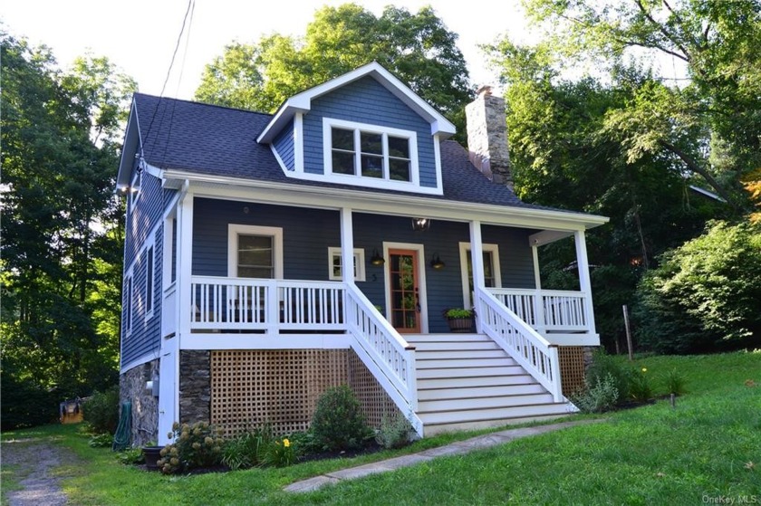 This charming front porch Cape has been totally renovated and - Beach Home for sale in Kent, New York on Beachhouse.com