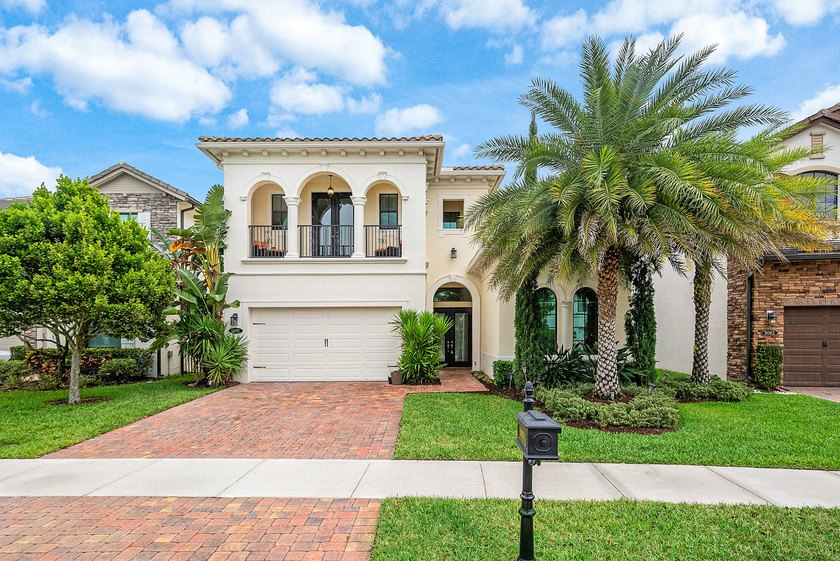 VA ASSUMABLE MORTGAGE at 2.88%. Beautifully upgraded 2-story - Beach Home for sale in Boynton Beach, Florida on Beachhouse.com