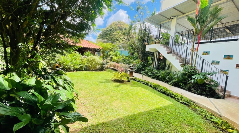 Spacious Family Home in Herbruger with Large Lot and Privacy

 - Beach Home for sale in Panama City,  on Beachhouse.com