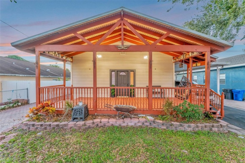 No HOA, no CDD and no Flood Insurance required! This home had NO - Beach Home for sale in Tampa, Florida on Beachhouse.com