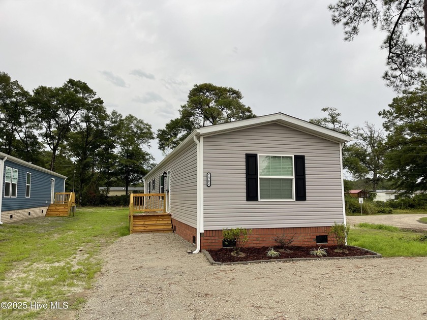 **SELLER NOW OFFERING $5,000 TOWARDS CLOSING COSTS** Enjoy 1,178 - Beach Home for sale in Supply, North Carolina on Beachhouse.com