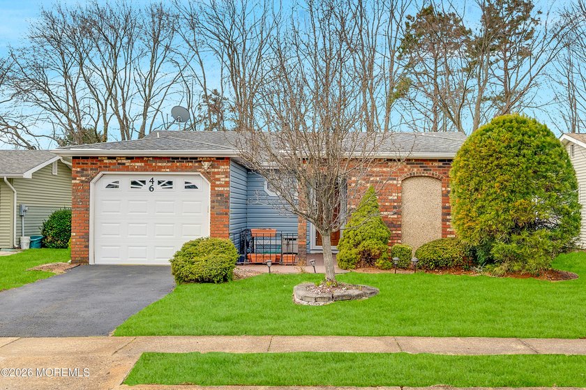Welcome to this beautifully maintained 2 bedroom, 2 full bath - Beach Home for sale in Brick, New Jersey on Beachhouse.com