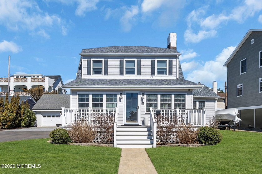 Nestled on Pelican Island, this charming 4 bed, 2 bath home - Beach Home for sale in Seaside Heights, New Jersey on Beachhouse.com