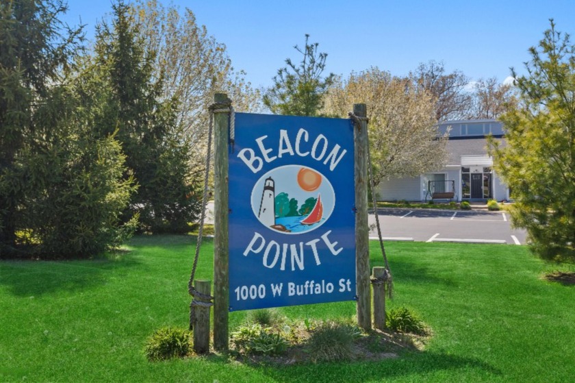 Here's your chance to own a condo in the City of New Buffalo! - Beach Condo for sale in New Buffalo, Michigan on Beachhouse.com