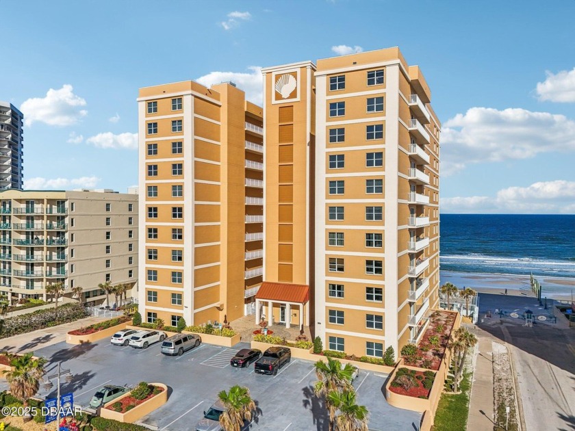 Luxurious Direct Oceanfront Condo with rare WEEKLY rental - Beach Condo for sale in Daytona Beach, Florida on Beachhouse.com