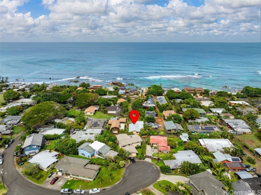 Located directly across from Alligator Rock, this rarely - Beach Home for sale in Haleiwa, Hawaii on Beachhouse.com