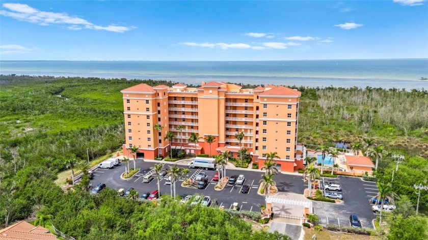 This charming Vista Del Sol condo offers comfort, style, and the - Beach Condo for sale in Punta Gorda, Florida on Beachhouse.com