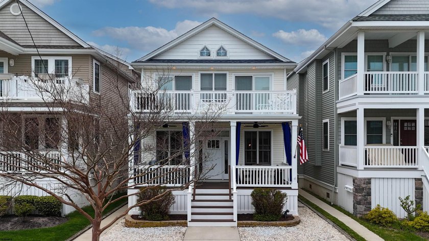 Beautiful and very well kept and meticulously maintained 1st fl - Beach Condo for sale in Ocean City, New Jersey on Beachhouse.com