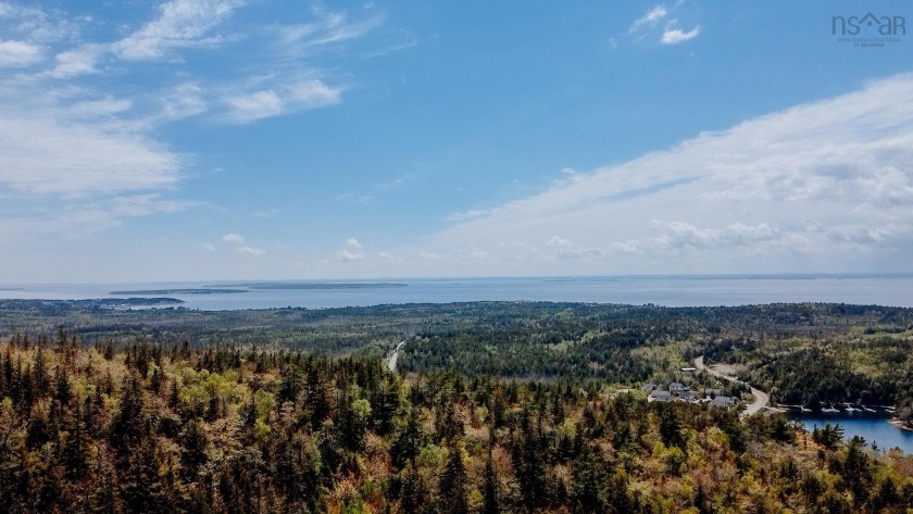 SPECTACULAR SOUTH-WEST CLIFF TOP VIEWS: This 29-acre parcel will - Beach Acreage for sale in Deep Cove,  on Beachhouse.com