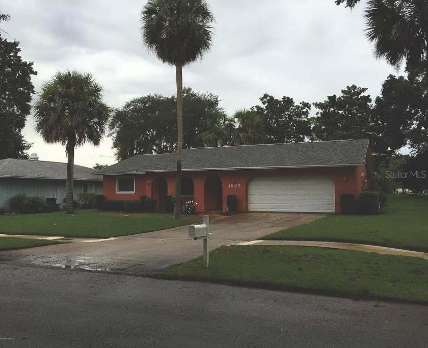 4 bedroom, 2 bath, 2 car garage home on the Sherwood Golf - Beach Home for sale in Titusville, Florida on Beachhouse.com