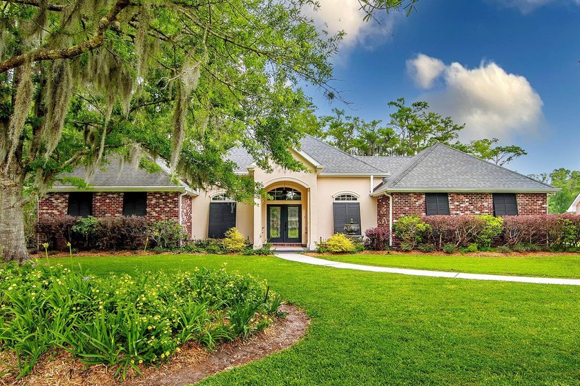 Come Home to this Rare Find and Live the Good Life now! Welcome - Beach Home for sale in Houma, Louisiana on Beachhouse.com